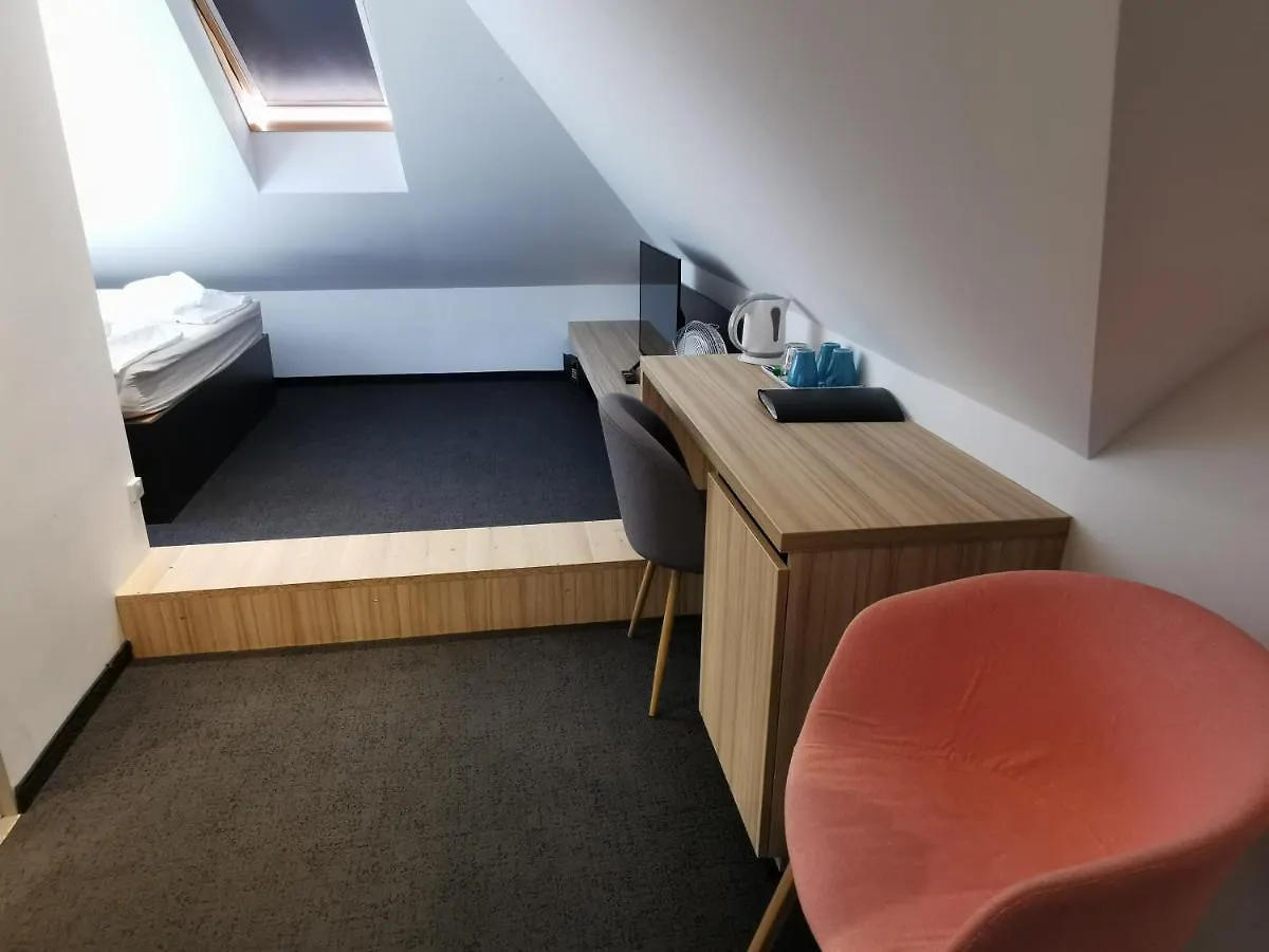 Cha Cha Rooms Ljubljana Guest house
