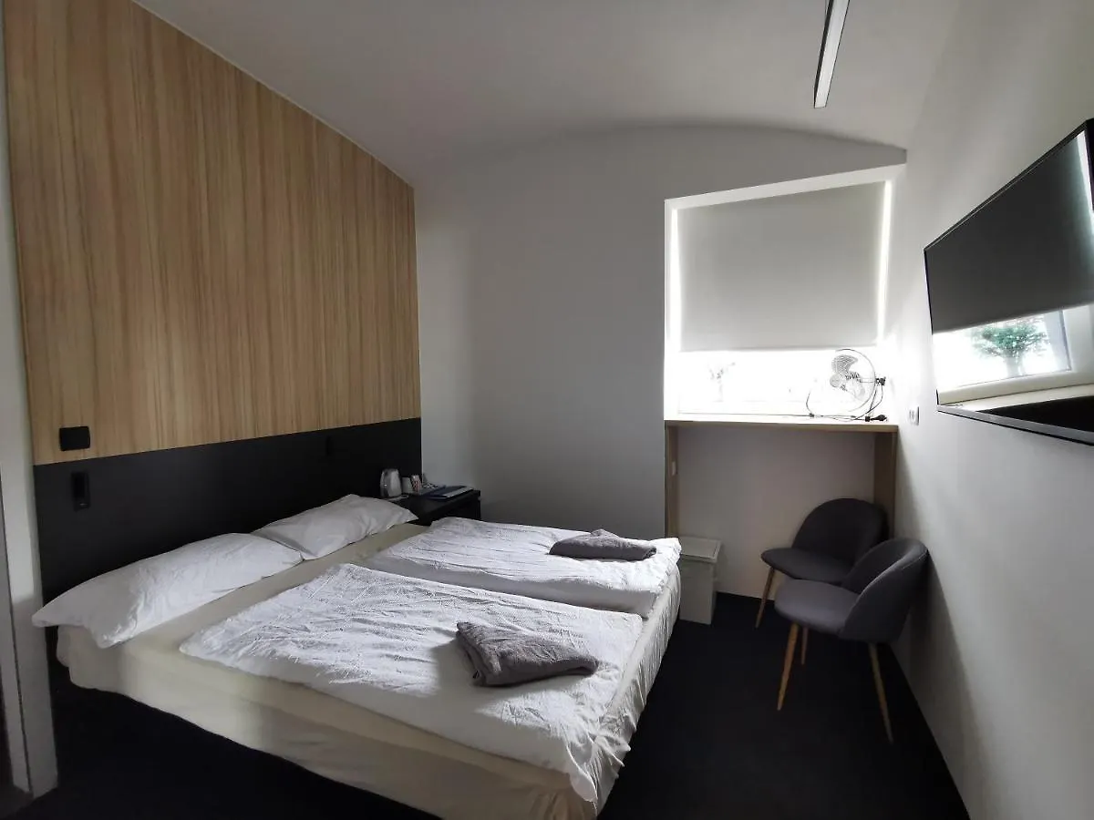 Cha Cha Rooms Ljubljana 2*,  Slovenia