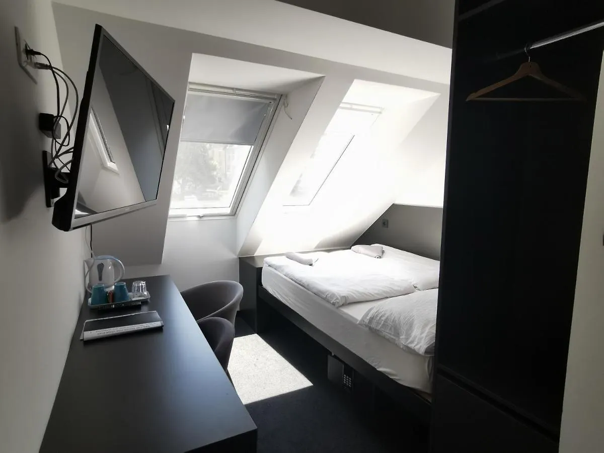 Guest house Cha Cha Rooms Ljubljana